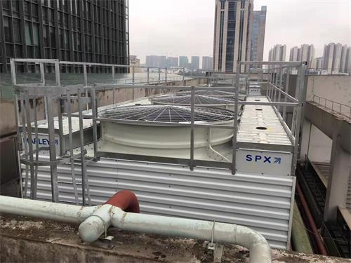 閉式冷卻塔在壓水堆核電站中的起到的作用？(壓水堆核