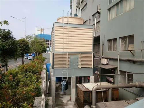 圓形冷卻塔車間走貨現(xiàn)場,圓形冷卻塔