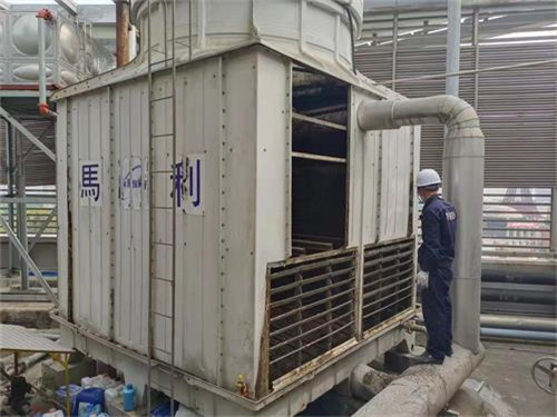 玻璃鋼涼水塔的防腐施工方案(玻璃鋼涼水塔拆除)